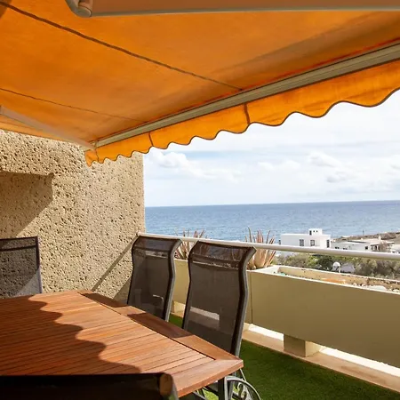 Daire Vistas Al Mar Junto A La Playa 3d