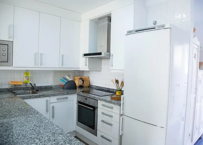 Apartment Vistas Al Mar Junto A La Playa 3d